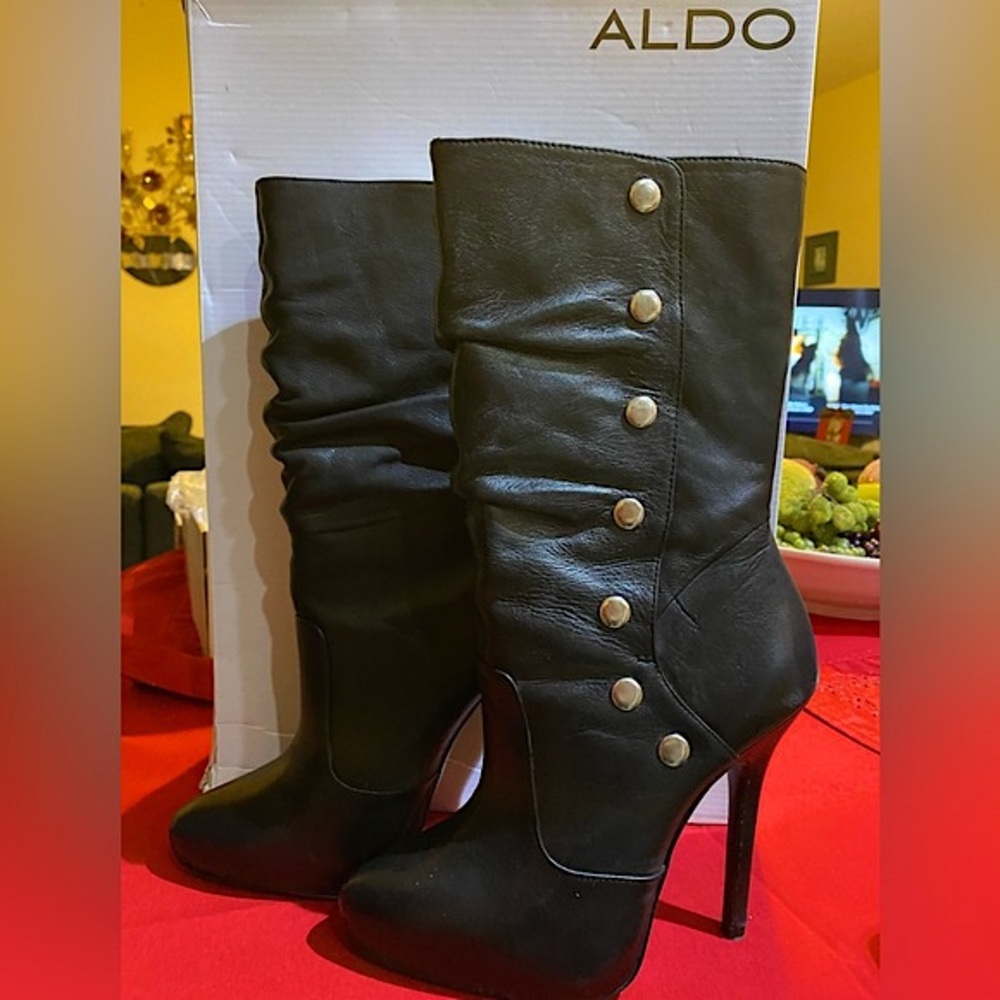 ALDO BLACK Leather Healed Boots Size 8